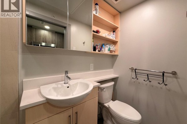 345 Dougall Road N Unit# Ph14, Kelowna, BC V1X3K8 Photo 5