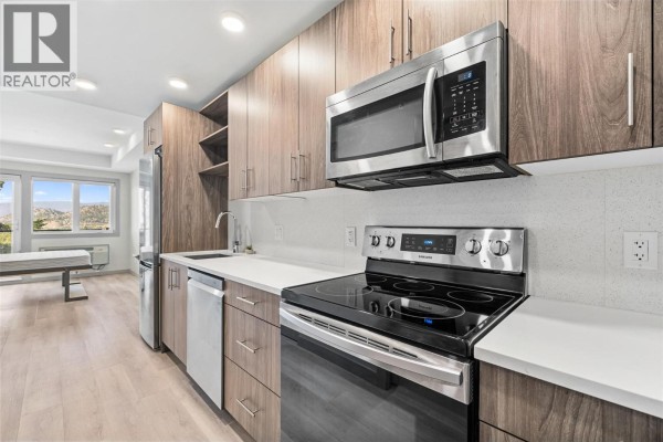 345 Dougall Road N Unit# Ph6, Kelowna, BC V1X0A8 Photo 5