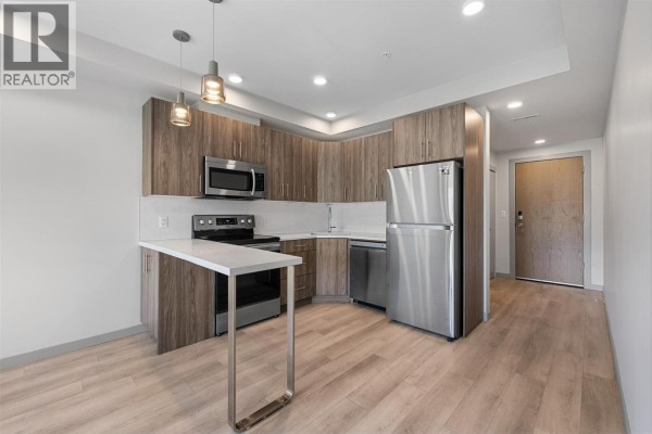 Full bathroom - 345 Dougall Road Unit# 325, Kelowna, BC V1X0A8 Photo 4