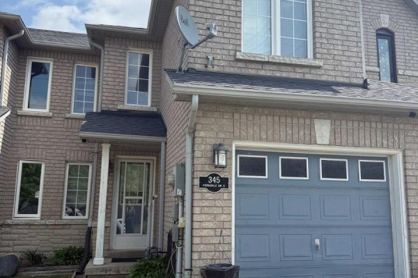 Townhouse for rent at 345 Ferndale Drive S, Barrie, ON - MLS® wSMNL9