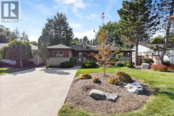 345 Grace Road, Tecumseh