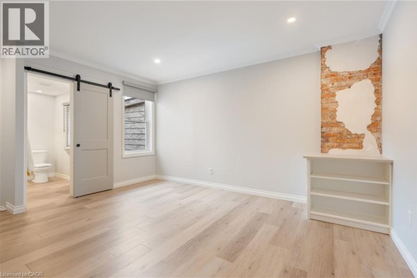 345 Macnab Street N Unit# Upper, Hamilton, ON, photo 3