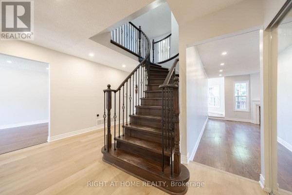Dining room - 345 Mill Street S, Brampton, ON L6Y2Y8 Photo 4