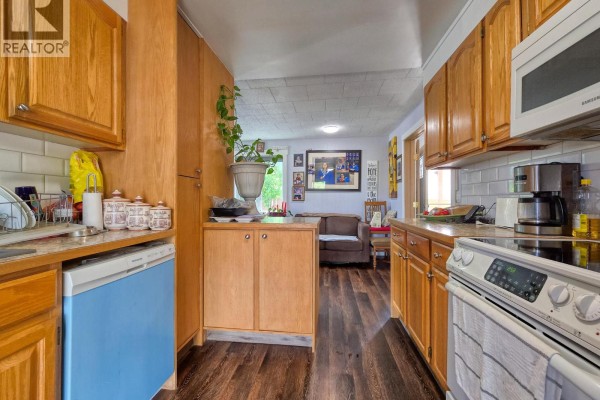 Kitchen - 345 Panorama Drive, Invermere, BC V0A1K0 Photo 4
