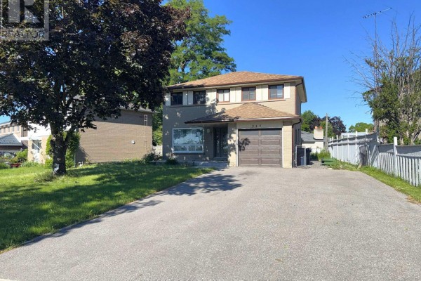 345 Silverstone Drive, Toronto, ON, photo 2
