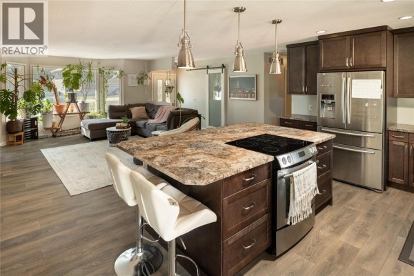 3451 Mctaggart Road, West Kelowna, BC, photo 2