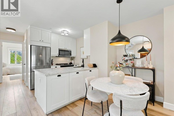 3454 W 3rd Avenue, Vancouver, BC V6R1L5 Photo 4