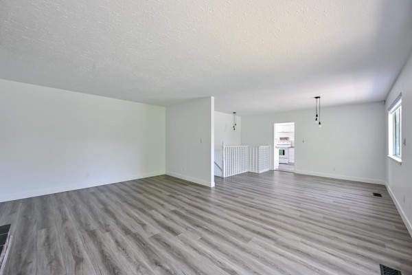 34580 Merlin Drive, Abbotsford, BC V2S5L1 Photo 5