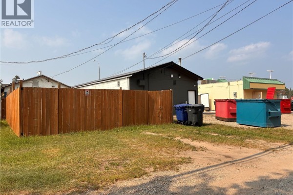 346 1st Avenue E, Nipawin, SK S0E1E0 Photo 2