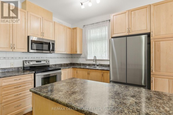 Den - 346 Farincourt Crescent, Ottawa, ON K4A0M6 Photo 4