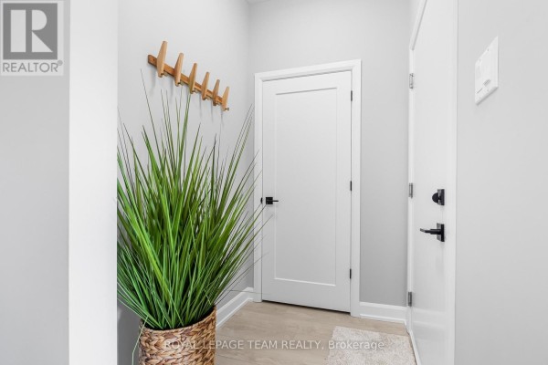 346 Lewis Street W, Merrickville Wolford, ON, photo 3