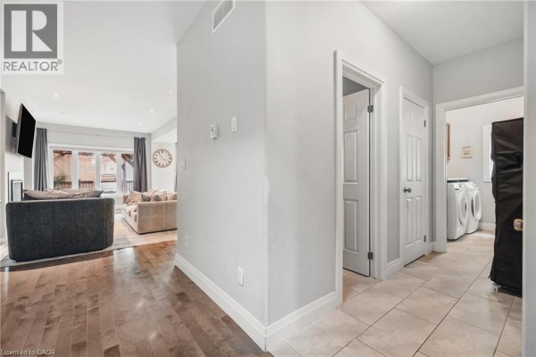 346 Moorlands Crescent, Kitchener, ON, photo 3