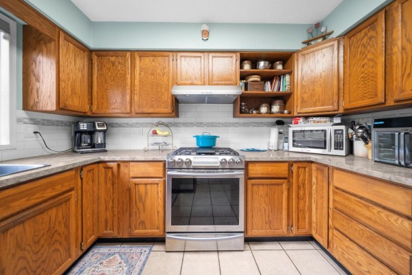 34629 Immel Street, Abbotsford, BC V2S4T8 Photo 3