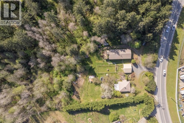 3468 Cowichan Lake Rd, Duncan, BC, photo 2