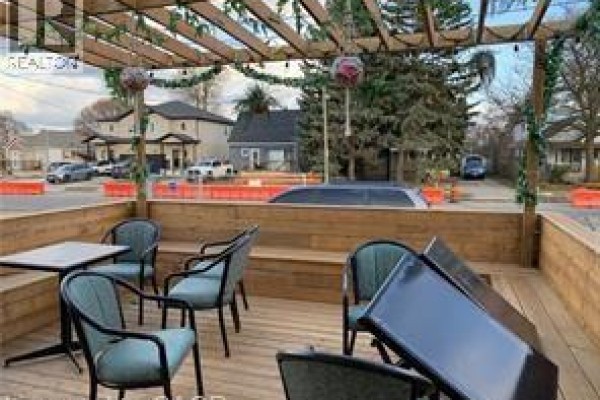 347 Lancaster Street W, Kitchener, ON, photo 3
