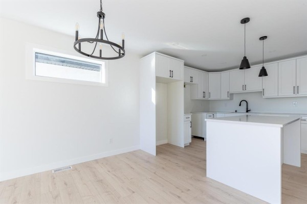 Primary Bedroom - 347 Lavack Street, Ste Anne, MB R5H0C5 Photo 5