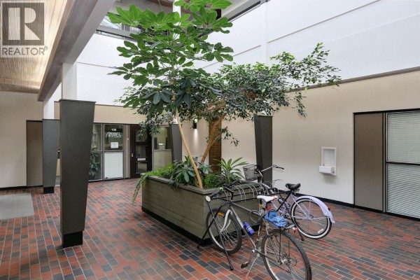 347 Leon Avenue Unit# 108, Kelowna, BC, photo 2