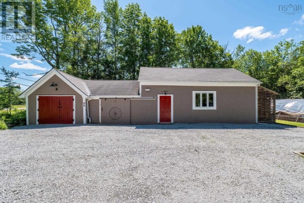 Bath (# pieces 1-6) - 3473 Highway 215 Highway, Centre Burlington, NS B0N2A0 Photo 3