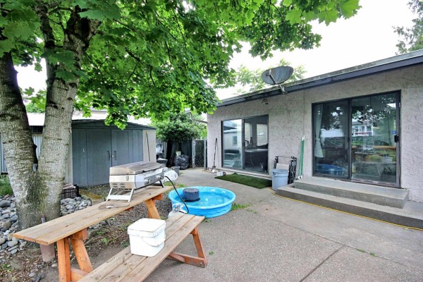 34740 3 Avenue, Abbotsford, BC V2S8B9 Photo 3