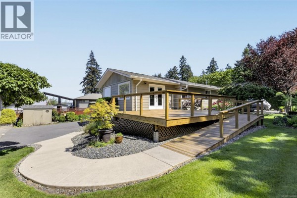 3475 Seacloud Rd, Saltair, BC, photo 3