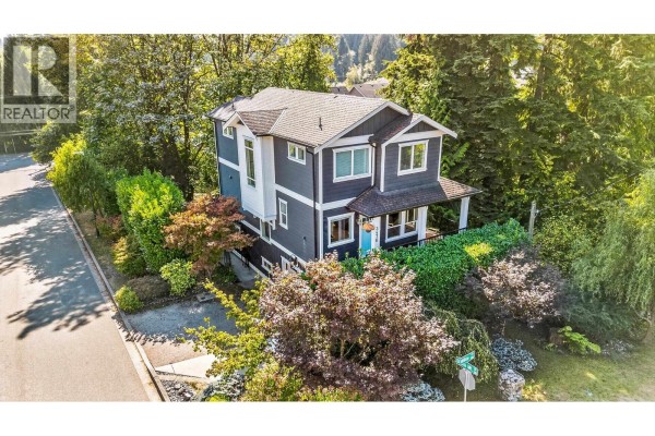 3476 Wilkie Avenue, Coquitlam, BC V3B3H6 Photo 5