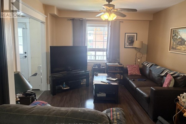348 Cumberland Street, Cornwall, ON K6J4J1 Photo 5