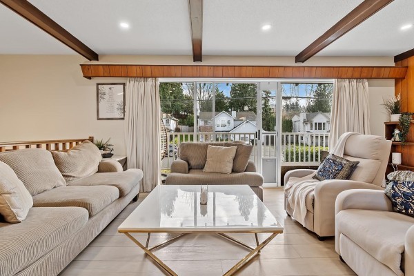 34889 High Drive, Abbotsford, BC V2S2X7 Photo 5