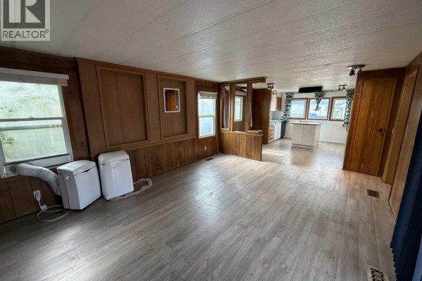 Primary Bedroom - 349, 133 Jarvis Street, Hinton, AB T7V1R9 Photo 5