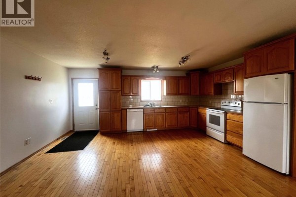 349 10th Avenue Nw, Swift Current, SK, photo 2