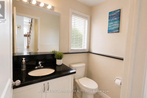 349 Braithwaite Avenue, Hamilton, ON, photo 3