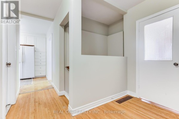 Primary Bedroom - 349 Horsham Avenue, Toronto, ON M2R1G8 Photo 4