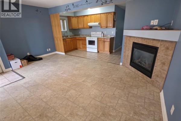 4pc Bathroom - 349 Tuscarora Unit# Main, Windsor, ON N9A3L8 Photo 5