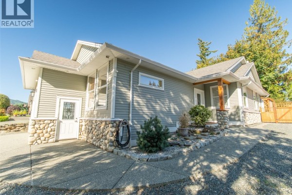 Laundry room - 3490 Monterey Dr, Nanaimo, BC V9T6T2 Photo 4