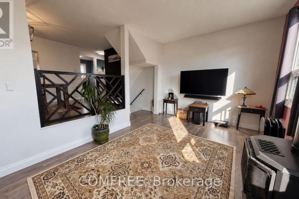 Foyer - 35 - 129 Concession Street E, Tillsonburg, ON N4G4N4 Photo 5