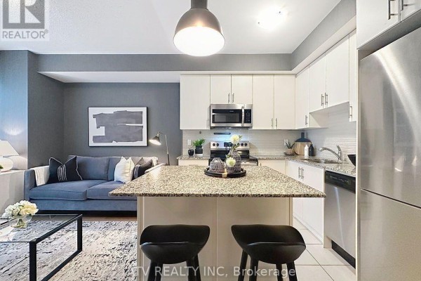 35 - 26 Fieldway Road, Toronto, ON M8Z0E3 Photo 5