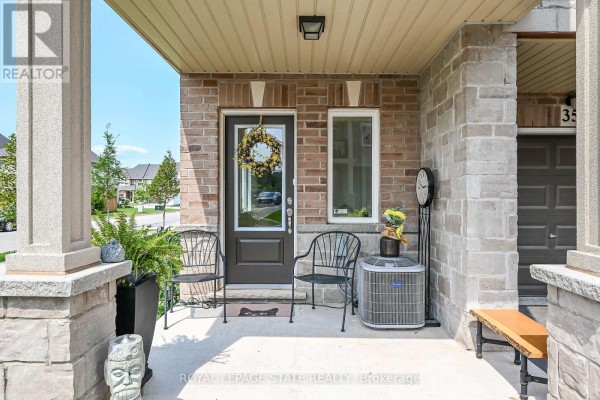 35 - 40 Zinfandel Drive, Hamilton, ON, photo 3