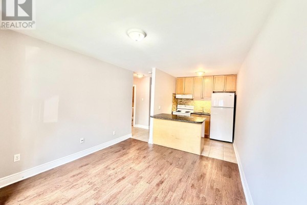 35 - 90 Twenty Fifth Street, Toronto, ON M8V3P9 Photo 2