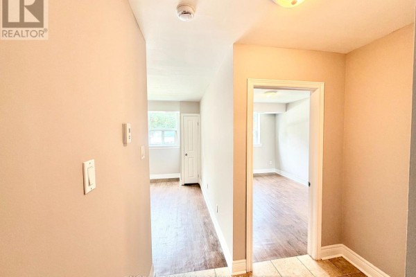35 - 90 Twenty Fifth Street, Toronto, ON M8V3P9 Photo 4