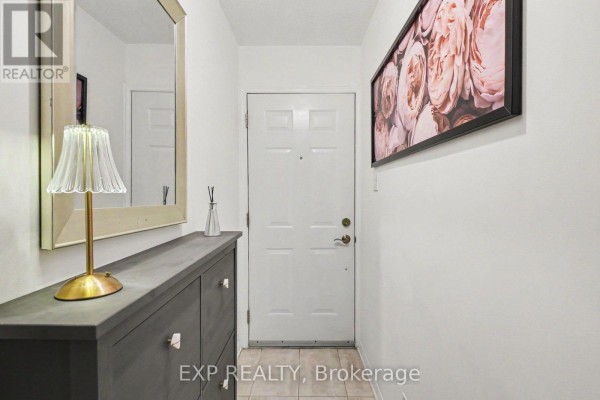35 - 93 Strathaven Private, Ottawa, ON K1J1K7 Photo 3