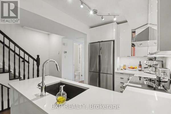 35 - 93 Strathaven Private, Ottawa, ON K1J1K7 Photo 4
