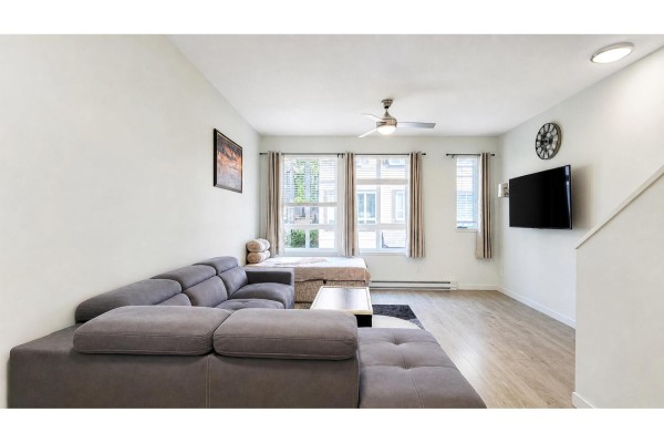 35 14555 68 Avenue, Surrey, BC, photo 3