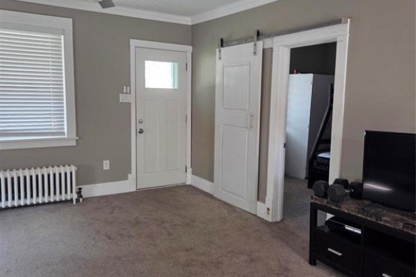 35 14th Street N, Brandon, MB R7A2T5 Photo 3