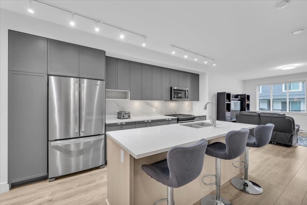 35 9718 161a Street, Surrey, BC V4N6S7 Photo 3