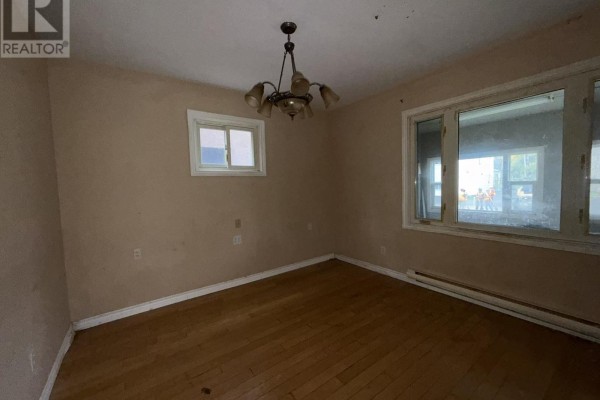 Living room - 35 Albert St, Sault Ste  Marie, ON P6A2H7 Photo 3