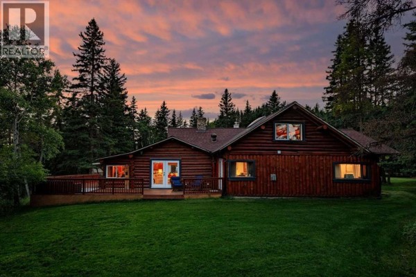 35 Bracken Point, Bragg Creek, AB, photo 2
