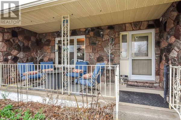 Office - 35 Brule Street, Penetanguishene, ON L9M1J1 Photo 4