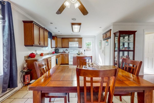 Laundry room - 35 Chaytors Road, Conception Bay South, NL A1W4G3 Photo 3