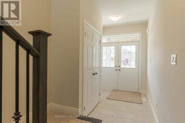 35 Coldbrook Drive, Cavan Monaghan, ON, photo 2