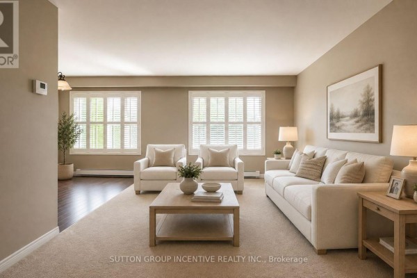 Living room - 35 Davies Crescent, Barrie, ON L4M2M4 Photo 5