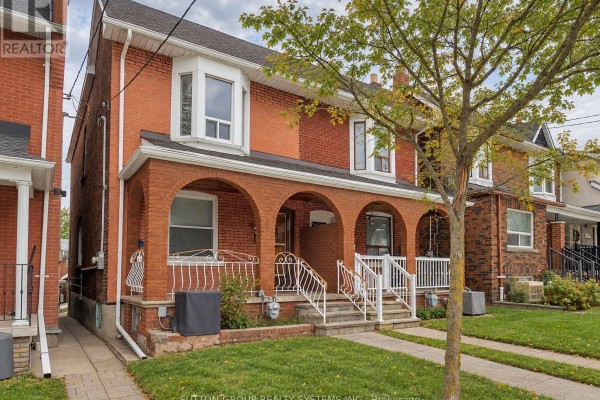Dining room - 35 Day Avenue, Toronto, ON M6E3V7 Photo 2